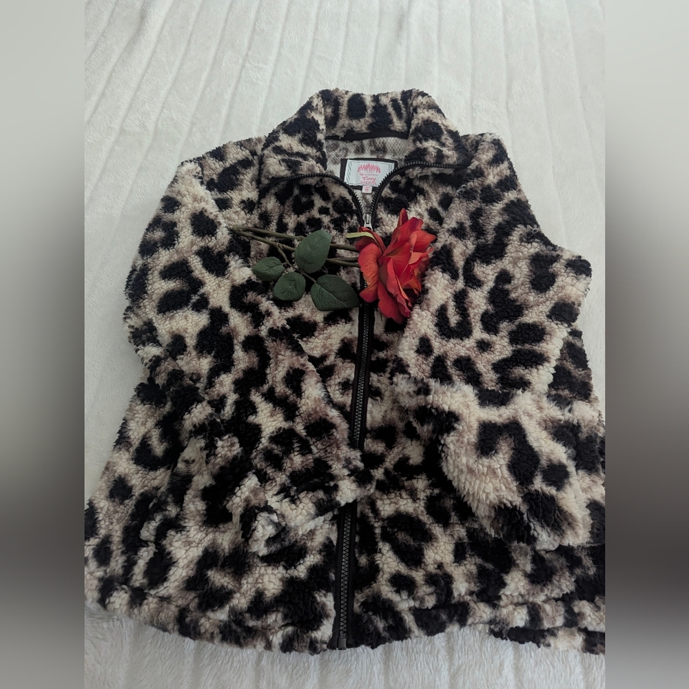 Women's Leopard Print Brown 🤎 Cream 🤍 Warm Cozy Sherpa Puffer Jacket